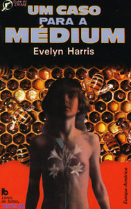 Evelyn Harris -, "Um Caso Para a Médium"