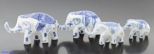 Manada de 4 Elefantes Indianos em Porcelana