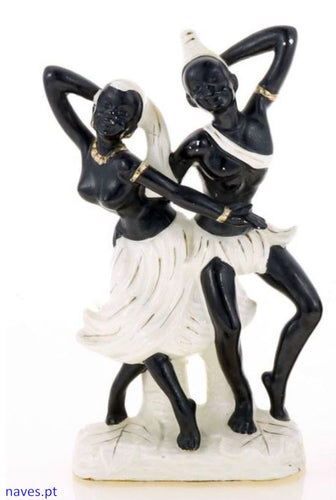 Estatueta com Casal de Africanos a Dançar